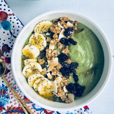 smoothie avo bowl smoked salmon